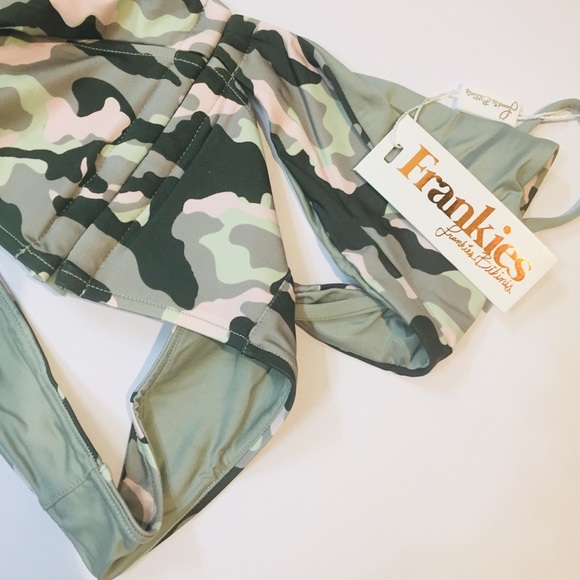FRANKIE'S BIKINIS Camo Corset Cheeky Bikini Set Size MEDIUM Swimsuit Beach $200 - Picture 7 of 13